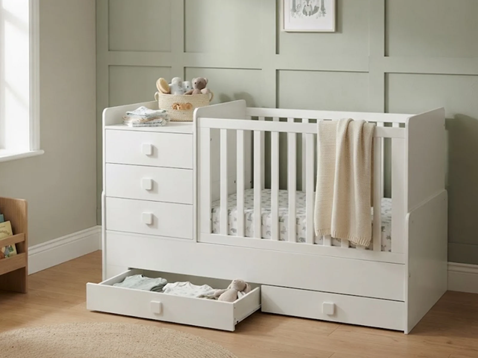 Kidsaw Kudi Combi 4 in 1 Cot Bed with Changing Unit White