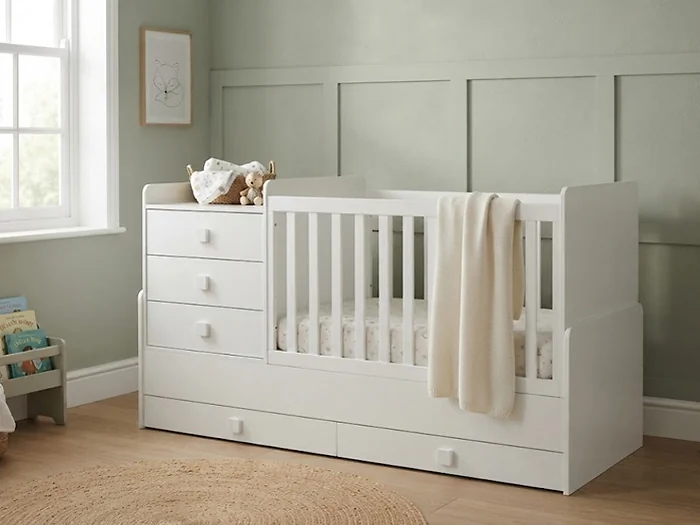 Kidsaw Kudi Combi 4 in 1 Cot Bed with Changing Unit White – view 2
