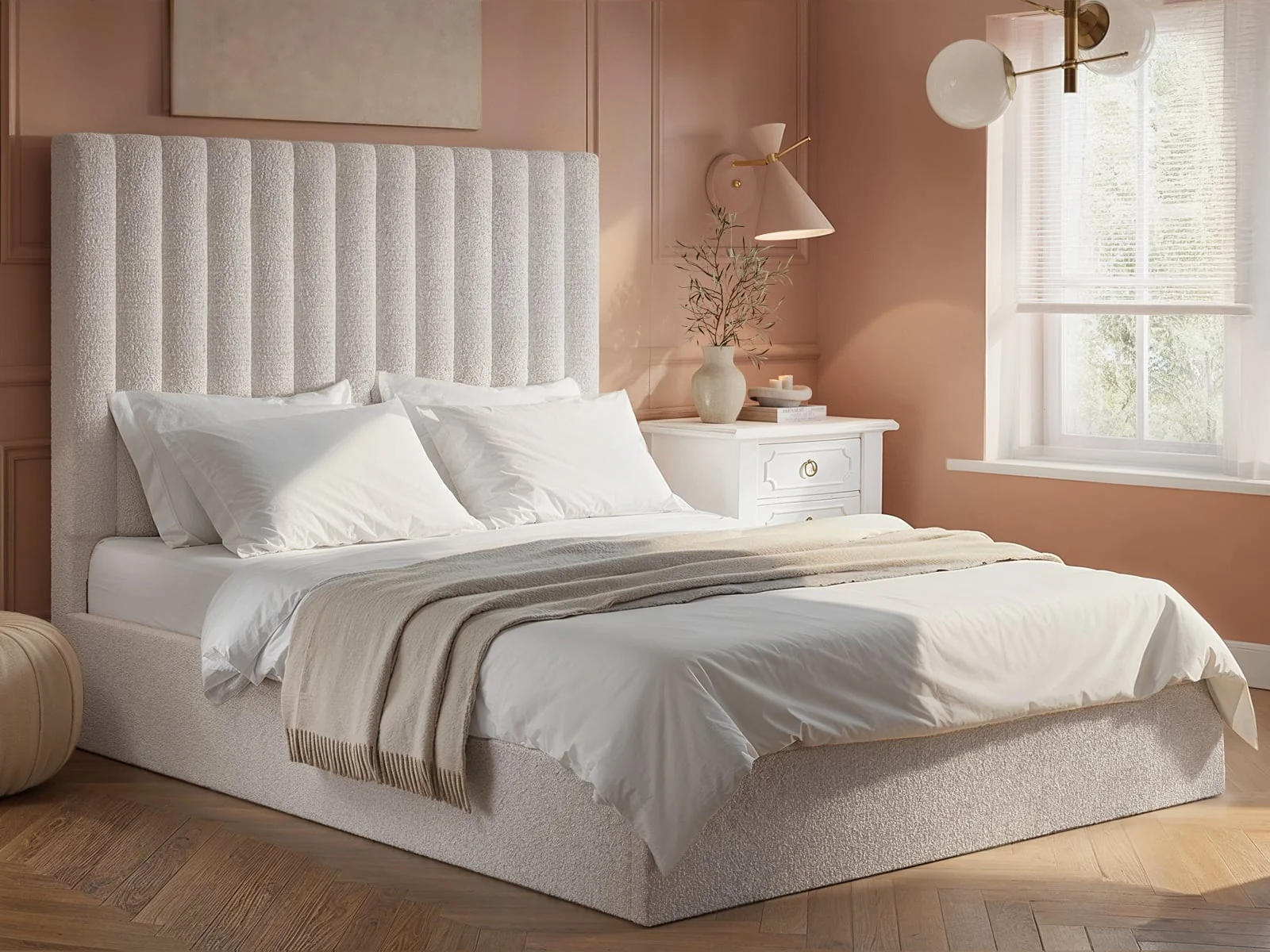 Flair Everley boucle ottoman bed